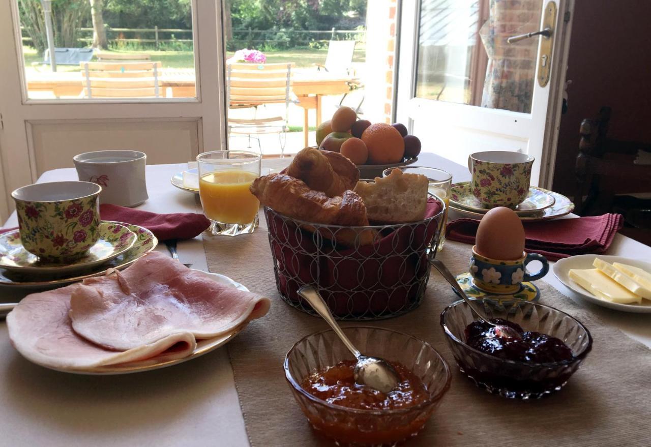 Bed and Breakfast Au Manoir De La Barre Esterno foto